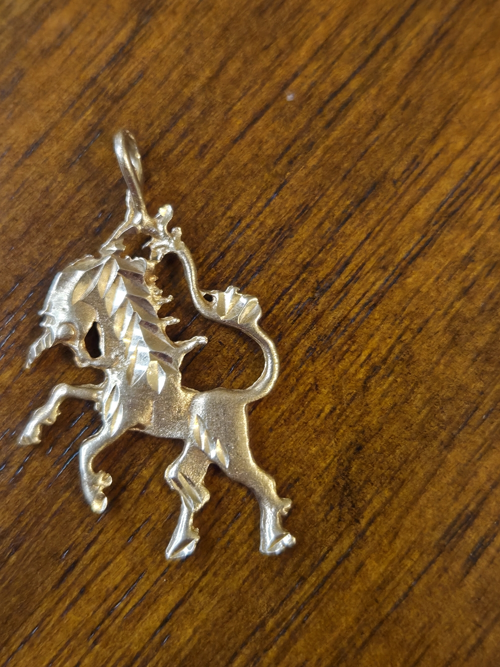 Vintage yellow gold unicorn pendant 14-carat, 2.0g. A unique piece!